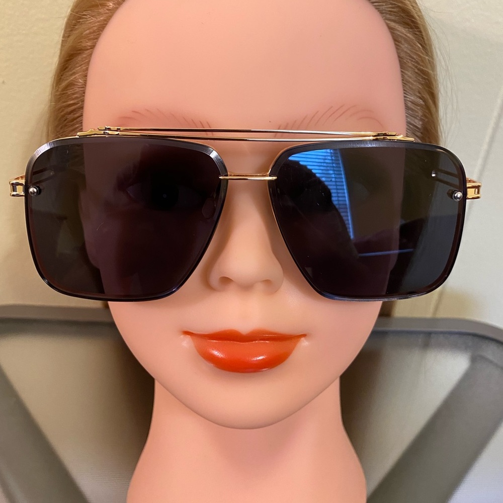 Happy Camper Black & Gold Wide Sunglasses